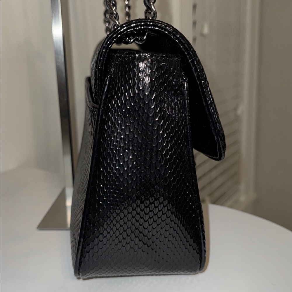 Karl Lagerfeld Paris Agyness Convertible Shoulder Bag - Picture 4 of 10